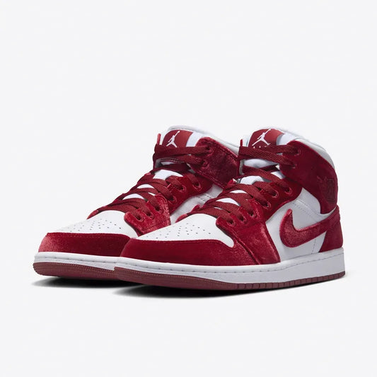 Air Jordan 1 Mid SE Red Velvet