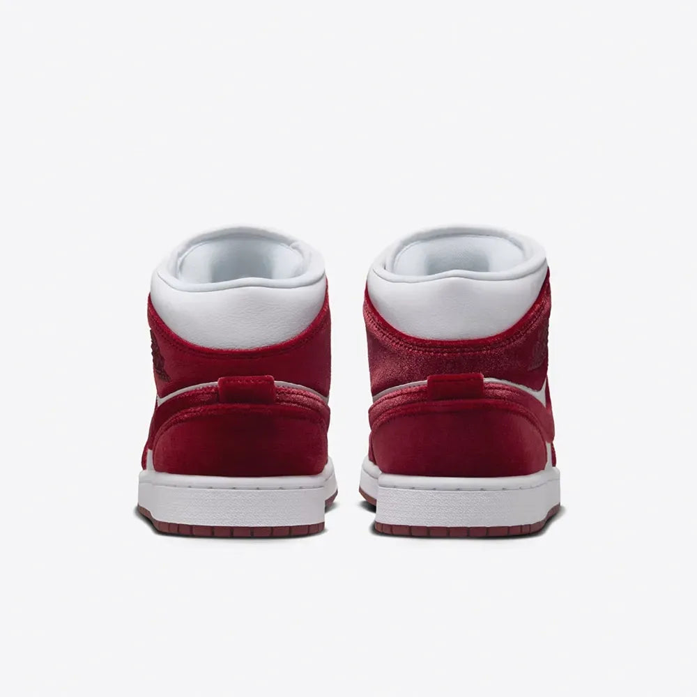 Air Jordan 1 Mid SE Red Velvet