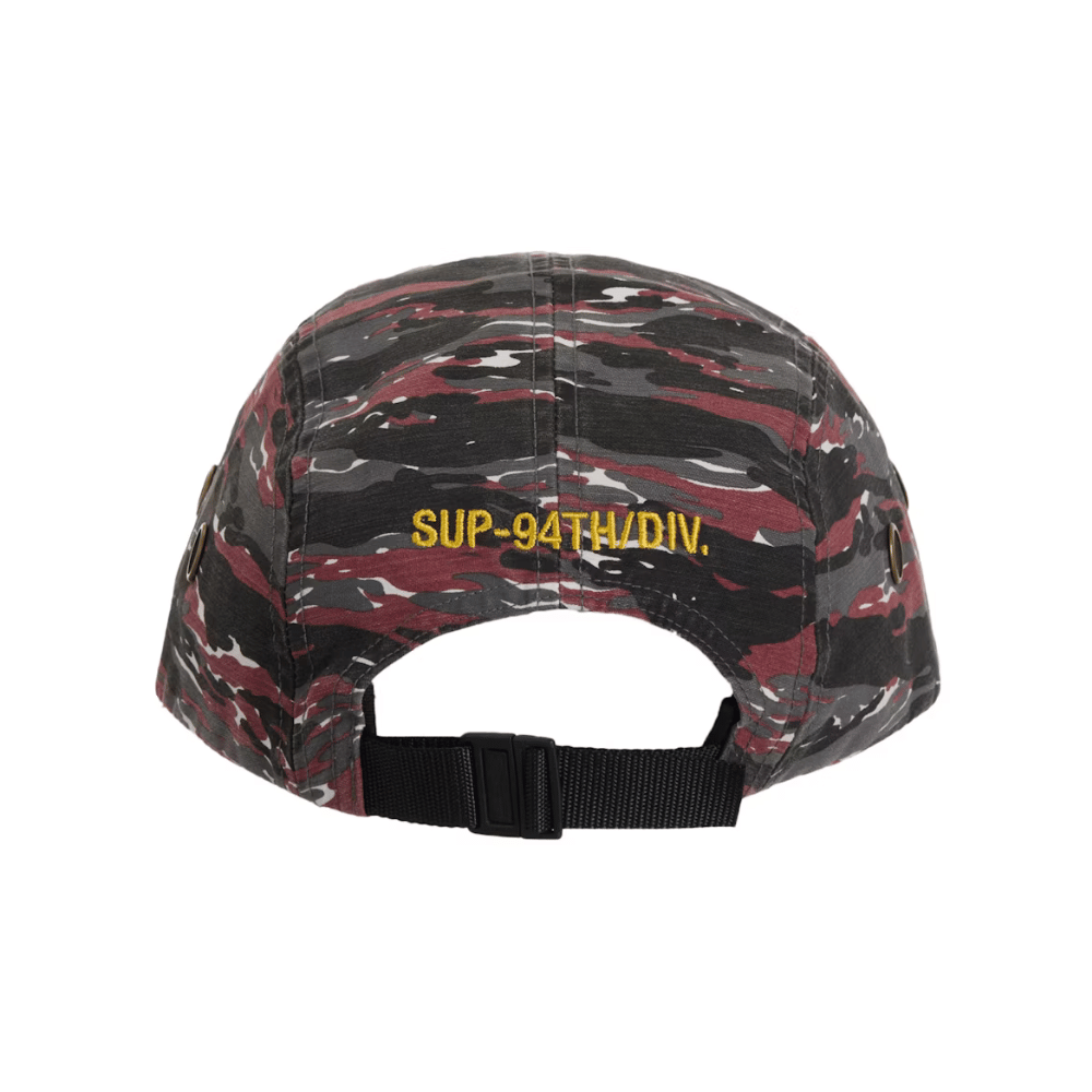 Boné Supreme Military Camp Red Tiger Camo